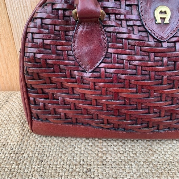 Cute Etienne Aigner Basket Weave Vintage Purse Handbag Burgundy Leather Satchel - Picture 3 of 6